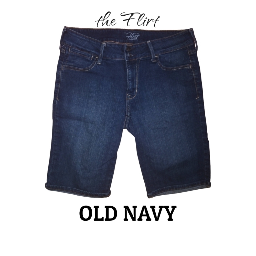 3/$15 OLD Navy The Flirt Size 8 Bermuda denim shorts